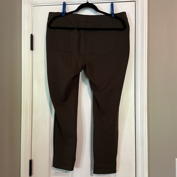 EUC Torrid Skinny Pants - Picture 2 of 4